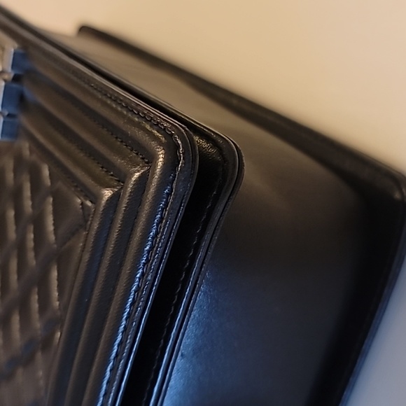 Chanel Boy Bag - Picture 7 of 16